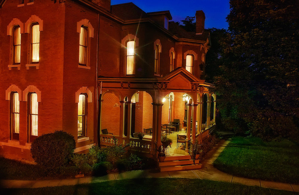 Whiskey Mansion Bed & Breakfast Saint Joseph Luaran gambar